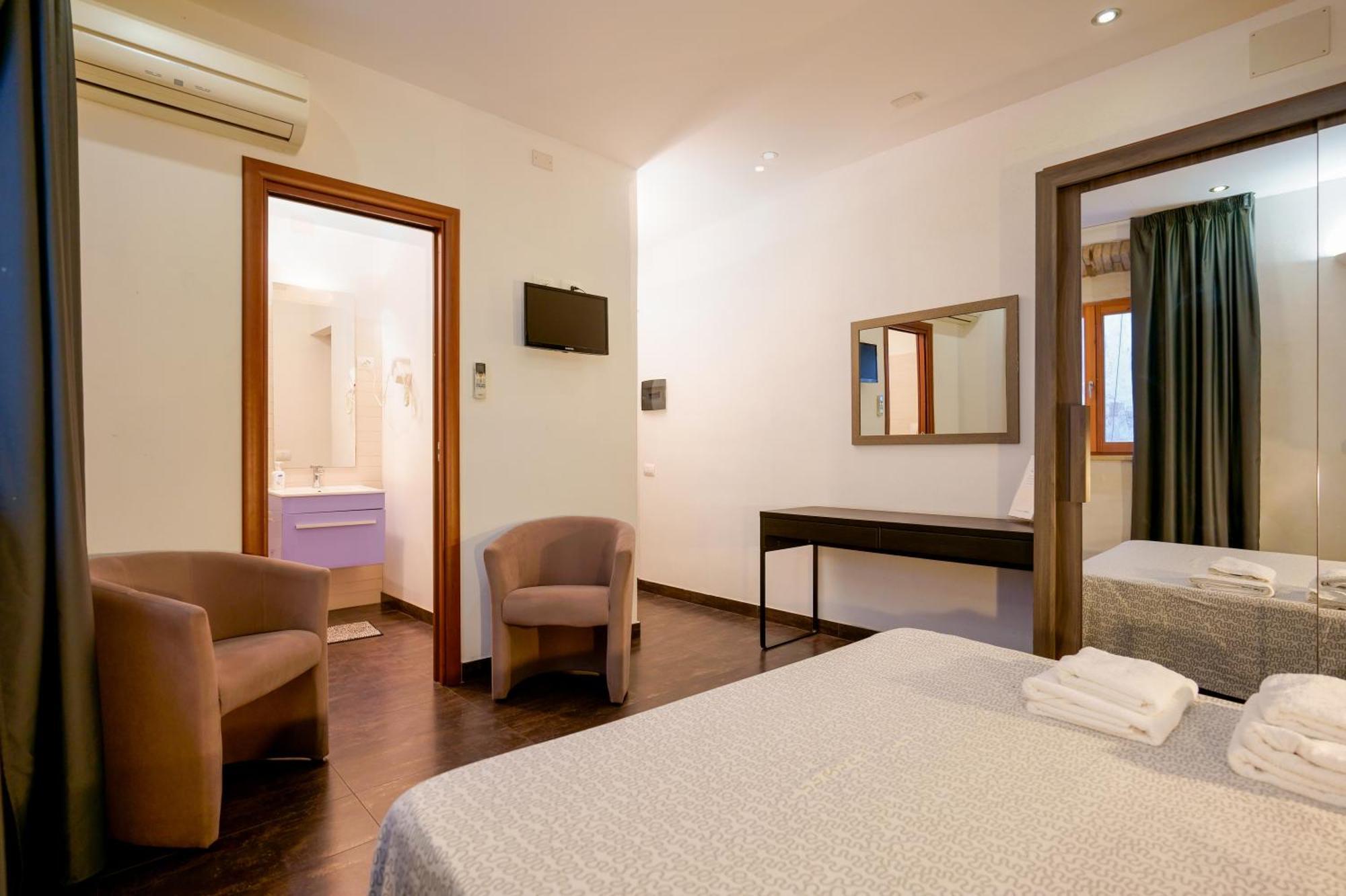 Il Palazz8 Hotel Iglesias Bagian luar foto